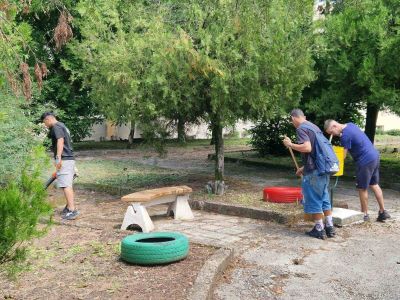 Участие в инициативата "Да изчистим България заедно" 9